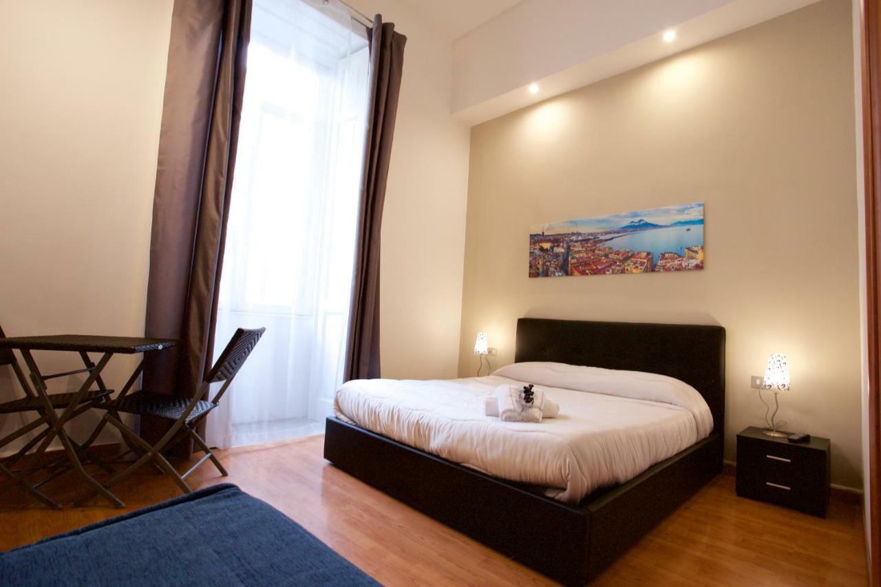 Metronapoli Bed and Breakfast Buitenkant foto