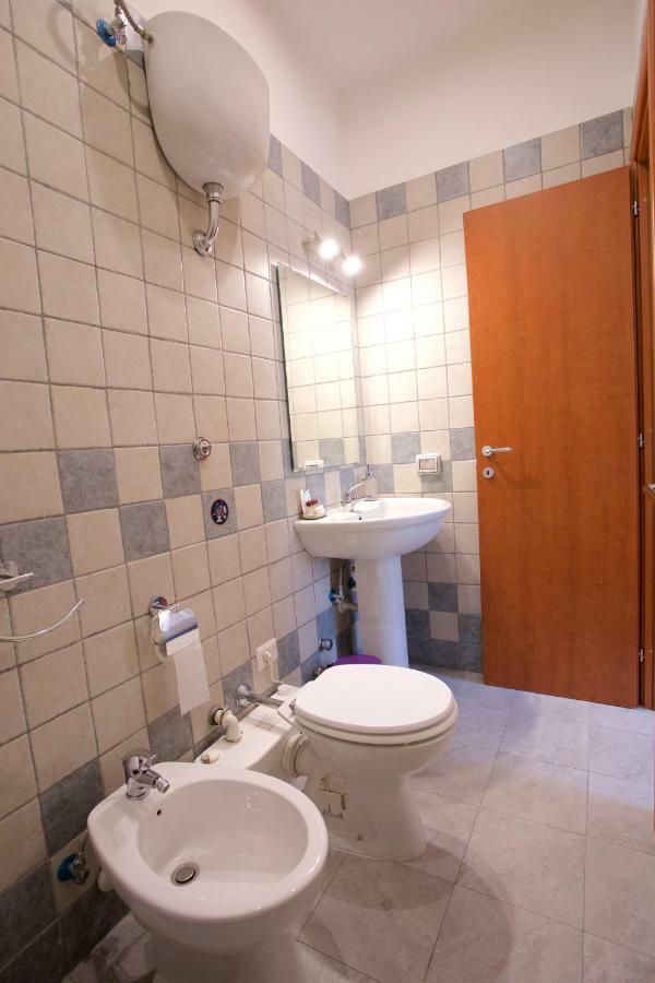 Metronapoli Bed and Breakfast Buitenkant foto